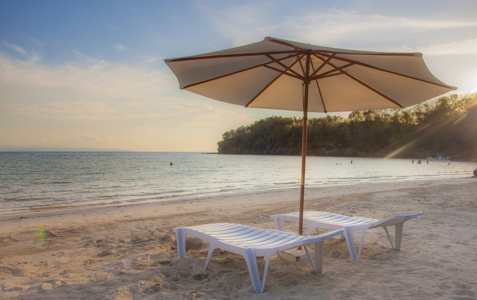 Hôtel en bord de plage aux Philippines pour comparer le budget hébergement