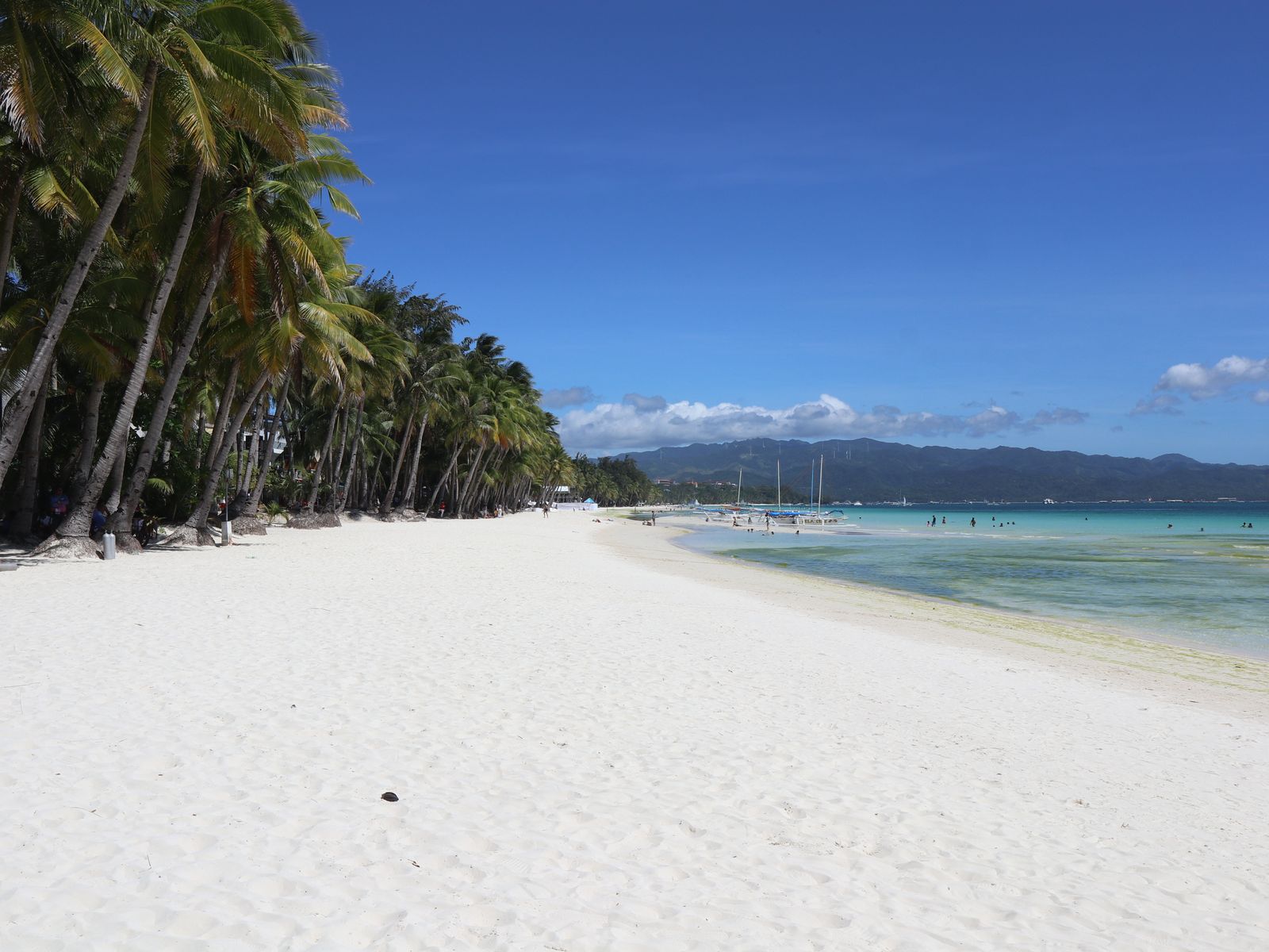 White Beach à Boracay, sable blanc et mer turquoise à Station 2